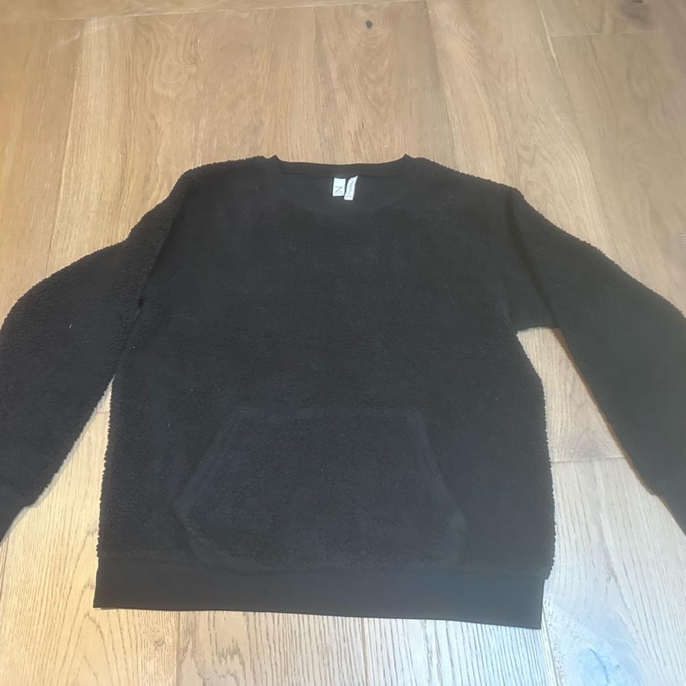 Zella Men's Black Crewneck Sweater
